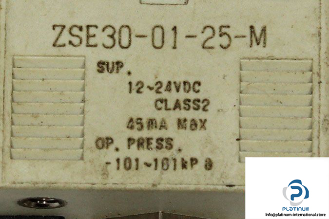 smc-zse30-01-25-m-vacuum-switch-2