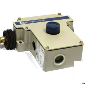 telemecanique-XY2CE2A270-latching-emergency-stop-rope-pull-switch