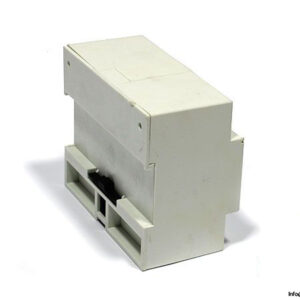 schluter-rge-302-charge-controller-1