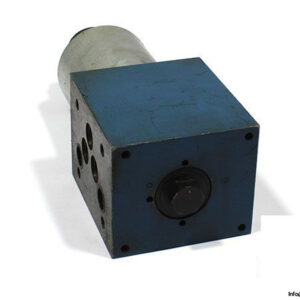 rexroth-r900595533-solenoid-operated-directional-valve-1