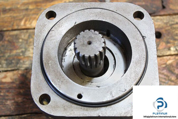 white-gmts-320_651-n401-hydraulic-motor-2