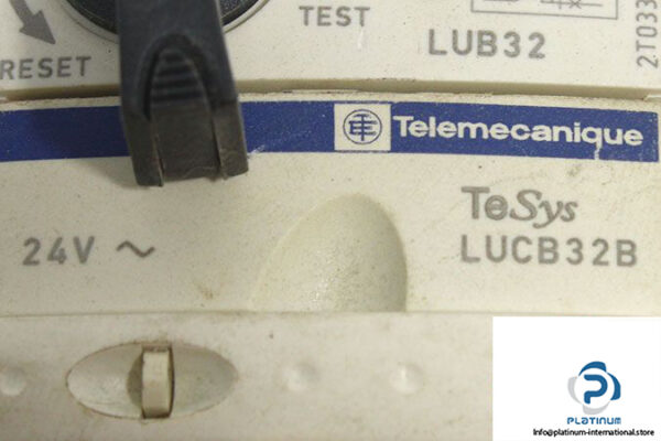 telemecanique-lu2b32fu-reversing-power-base-3