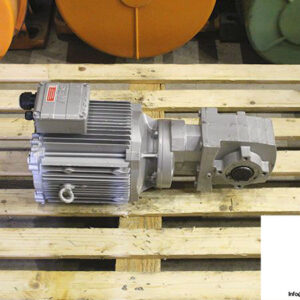 sew-WA47-DRE112M4_TH_OL-spiroplan-gear-unit