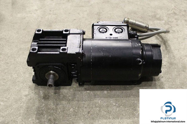 bauer-bs04-83_du04la4-k_e003b4_sp-geared-motor2