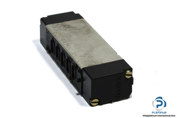 festo-152786-pneumatic-valve-2