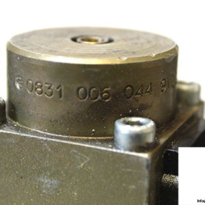 bosch-0-811-404-117-proportional-directional-control-valve-2