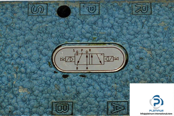 wabco-5726225280-double-solenoid-valve-with-coil-4