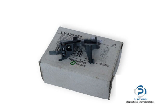 schneider-lv429451-sde-adapter-new