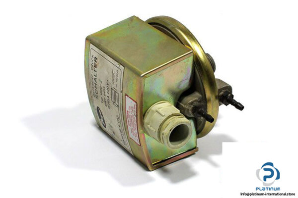 dwyer-1820-2-pressure-switch