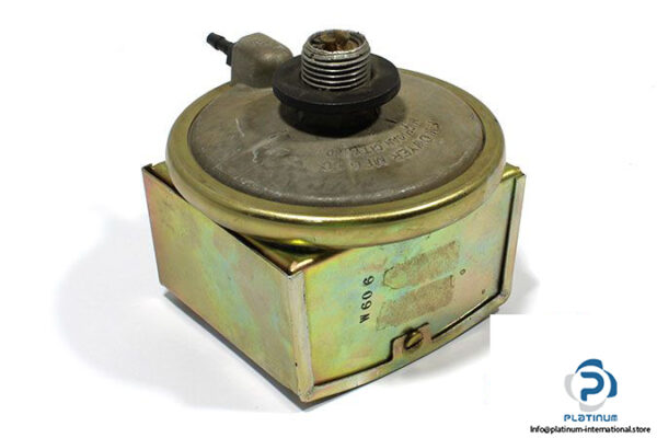 dwyer-1820-2-pressure-switch-2