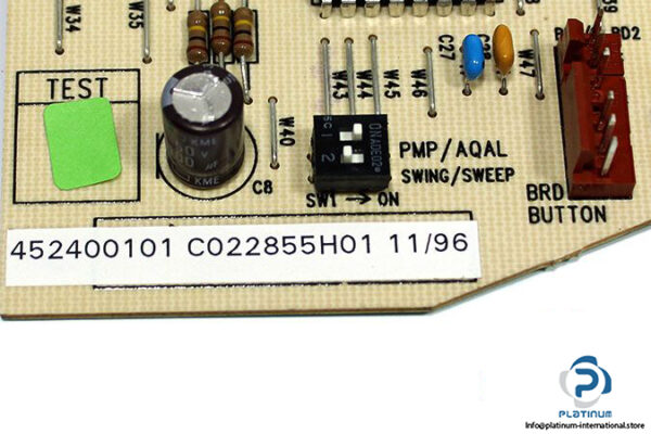 452400101-circuit-board-2