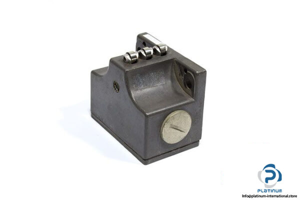 euchner-SN03R12-502-limit-switch