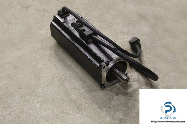 schneider-BCH0602O12F1C-servo-motor