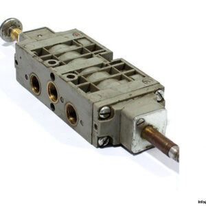 bosch-0-820-023-502-double-solenoid-valve-1