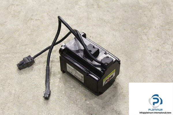 schneider-bch0801o22a1c-servo-motor-1