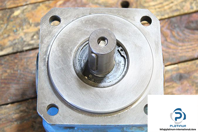 vickers-gpa3-63-e-22r-internal-gear-pump-2