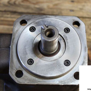 parker-pvm016r1k1t1nms-axial-piston-variable-pump-2