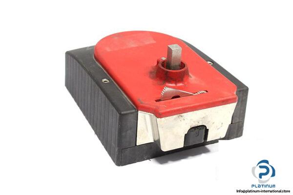 euchner-mgb-h-aa1a1-r-100464-handle-module-1