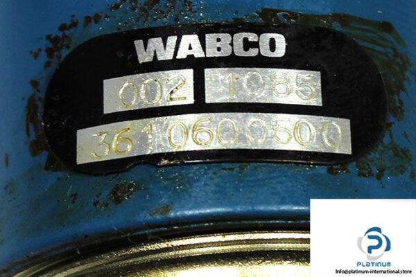 wabco-3610600500-pressure-regulator-2