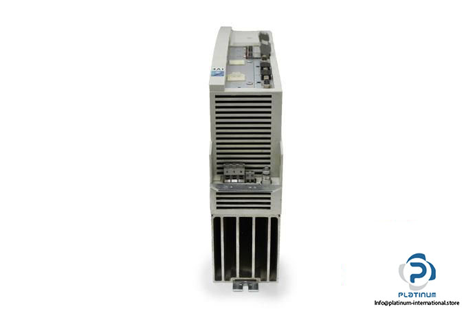 lenze-evs9321-es-servo-inverter4_675x450