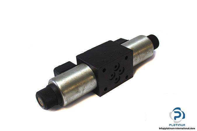 diplomatic-e4e-s93_i_51-directional-control-valve-3