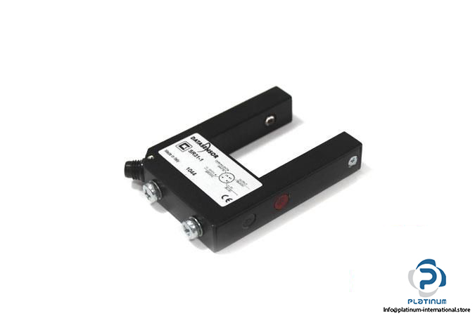datasensor-sr31-1-photoelectric-fork-sensor3_675x450