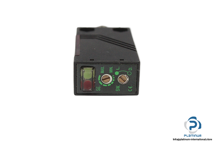 takex-GMR2RSPNN-J-retro-reflective-sensor-(New)-2