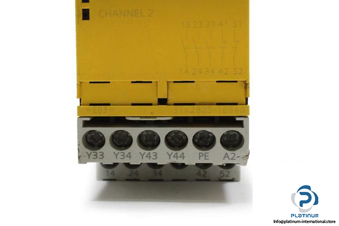 siemens-3tk2825-1bb40-sirius-safety-relay-with-relay-release-circuits7_675x450