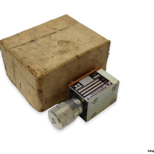 Argo Hytos VSS1-206-22-00-02 Flow Regulator Valve