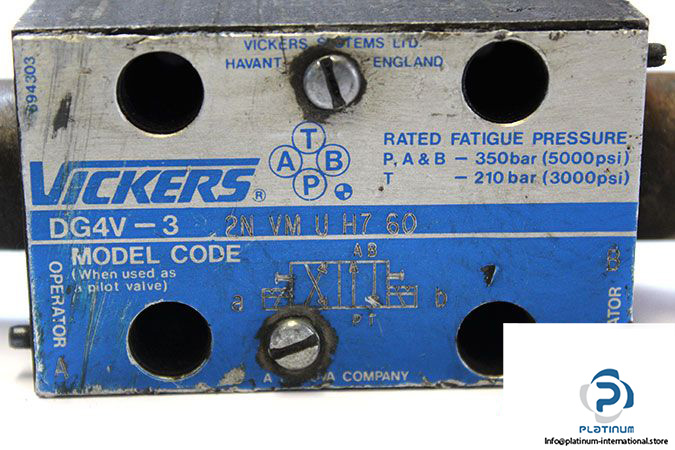 vickers-dg4v-3-2n-vm-u-h7-60-solenoid-operated-directional-valve-without-coil-1