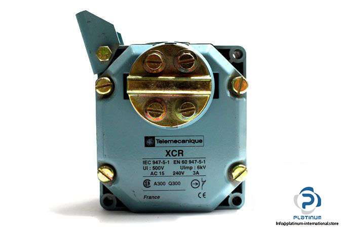 telemecanique-xcrb11-metal-spring-return-rotary-limit-switch-2
