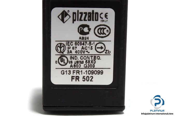 pizzato-fr-502-limit-switch-5