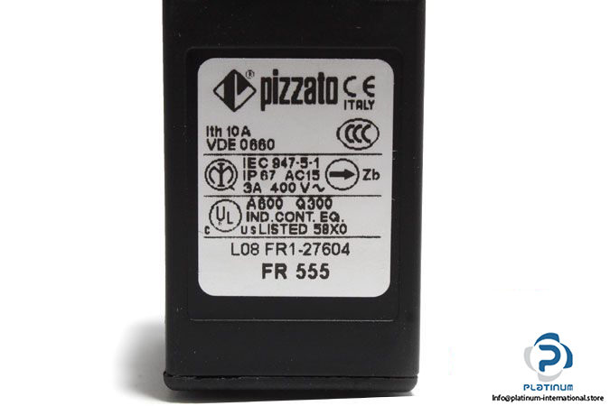 pizzato-fr-555-limit-switch-3