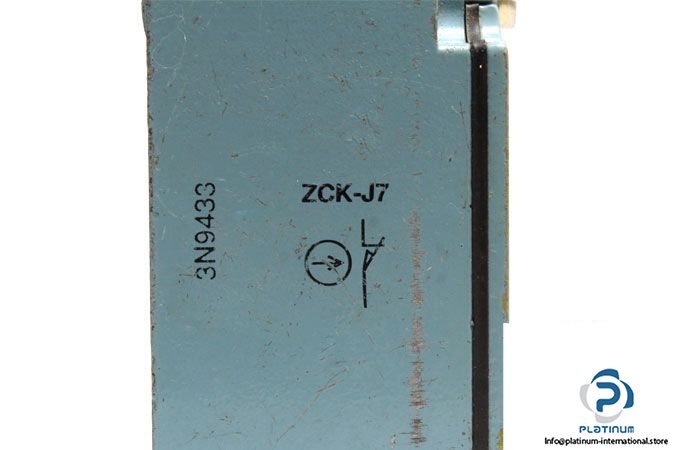 telemecanique-zck-j7-limit-switch-body-5