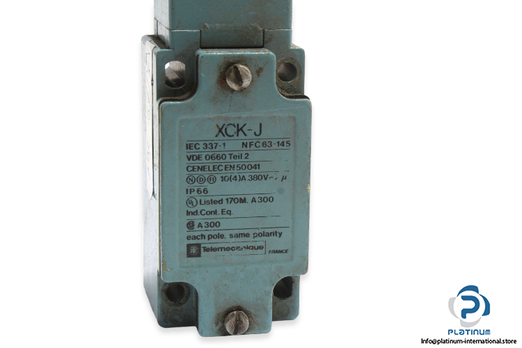 telemecanique-zck-j2_zck-e67-limit-switch-3