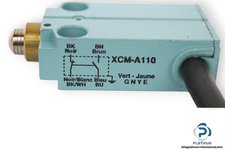 telemecanique-XCM-A110-limit-switch-(new)-2