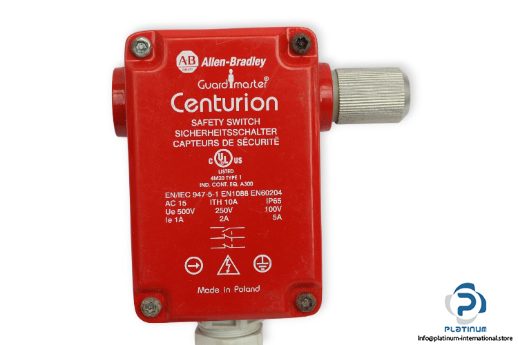 allen-bradley-440K-B04026-safety-Interlock-switch-(Used)-1