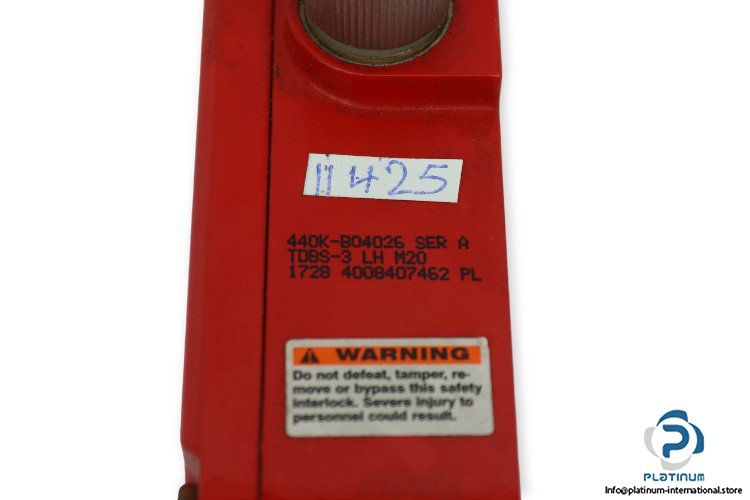 allen-bradley-440K-B04026-safety-Interlock-switch-(Used)-2