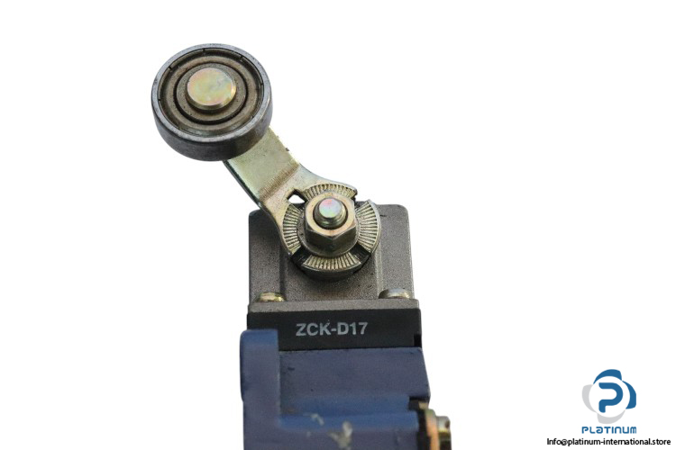 telemecanique-XCK-L_ZCK-L7-limit-switch-(used)-1