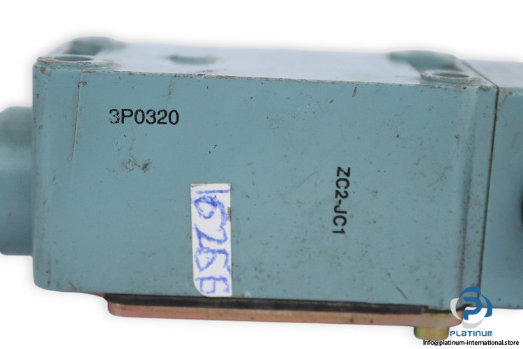 telemecanique-ZC2-JC1-limit-switch-(used)-2