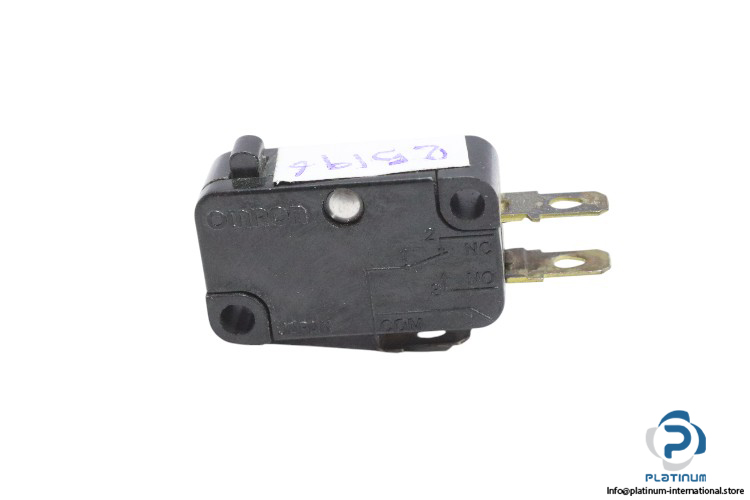 omron-V-15-1A6-micro-switch(used)-1