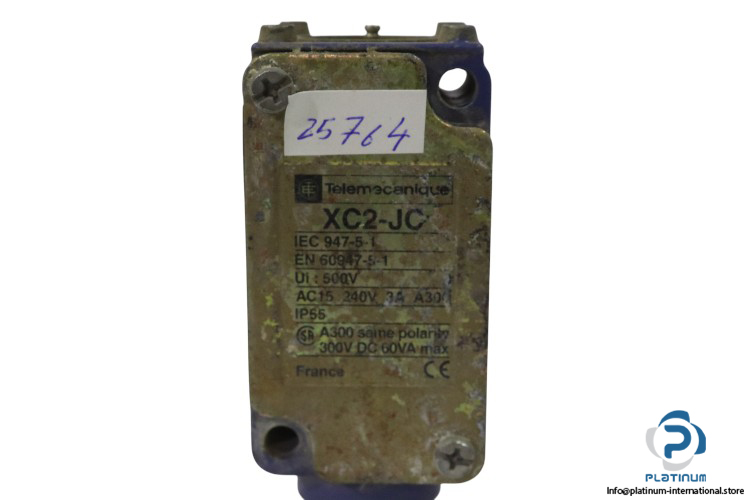 telemecanique-XC2-JC-ZC2-JC15-limit-switch-body-(used)-2