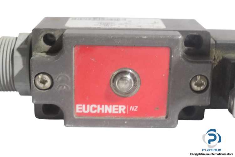 euchner-NZ2HS-511L060-safety-switch-(used)-4