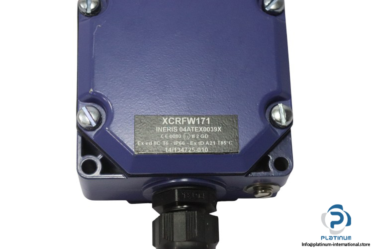 telemecanique-XCRFW171-rotary-limit-switch-(new)-4