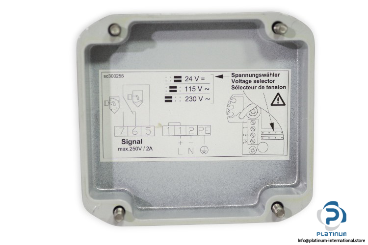 uwt-RN3004-WGRN3LGRN3D-rotary-paddle-level-switch-(Used)-3