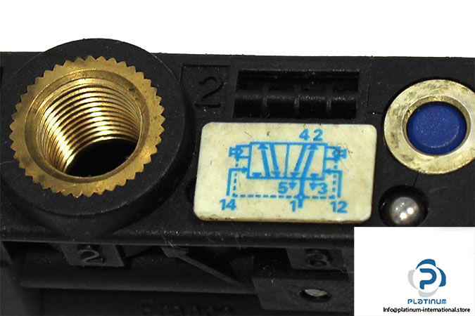 telemcanique-pvl-b122618-double-solenoid-valve-4