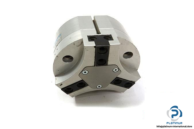 festo-540868-heavy-duty-three-point-gripper4_675x450