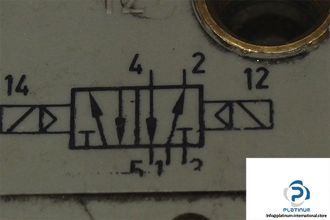 bosch-0-820-023-505-double-solenoid-valve-3