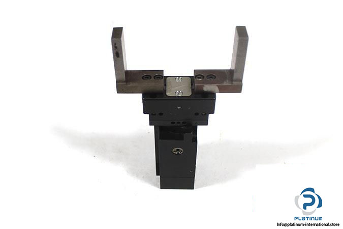 sommer-automatic-dgp404n-parallel-rotary-gripper-actuator3_675x450