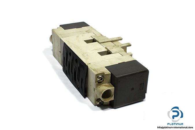 smc-vq7-6-fjg-d-3z-q-double-solenoid-valve-1
